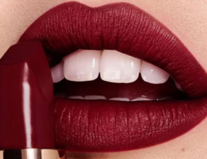 Berry lips: tips imprescindibles para lucir labiales oscuros
