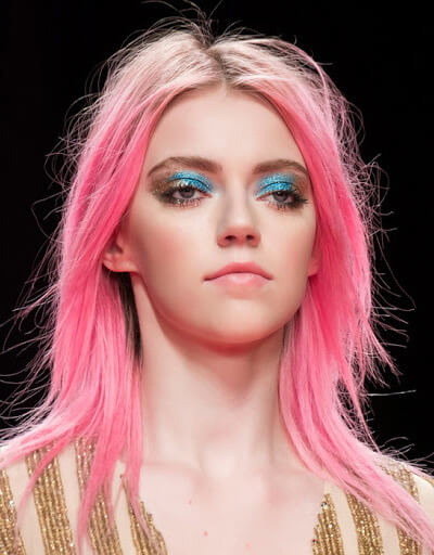 tendencias-pelo-2021-neon tendencias pelo otoño invierno 2021 - Neon