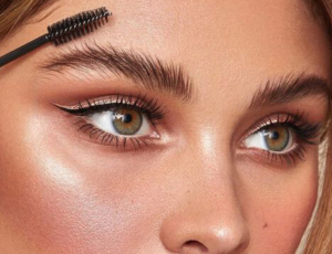 Laminado de cejas